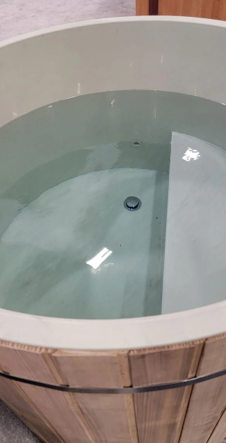 Dynamic Cold Therapy PVC Barrel Cold Plunge