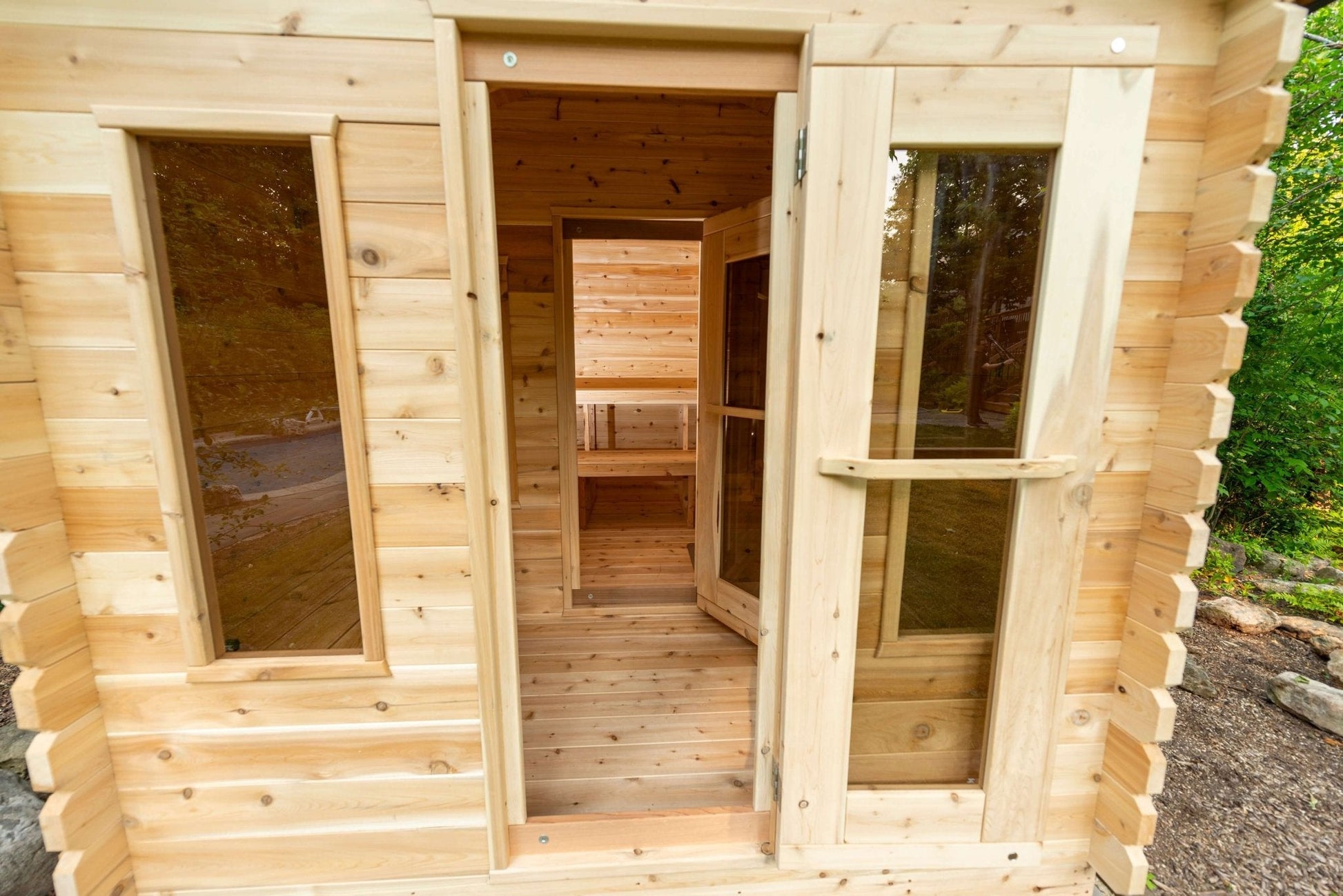 Dundalk CT Georgian 6 Person Outdoor Sauna with Changeroom - Sauna Heater Supply